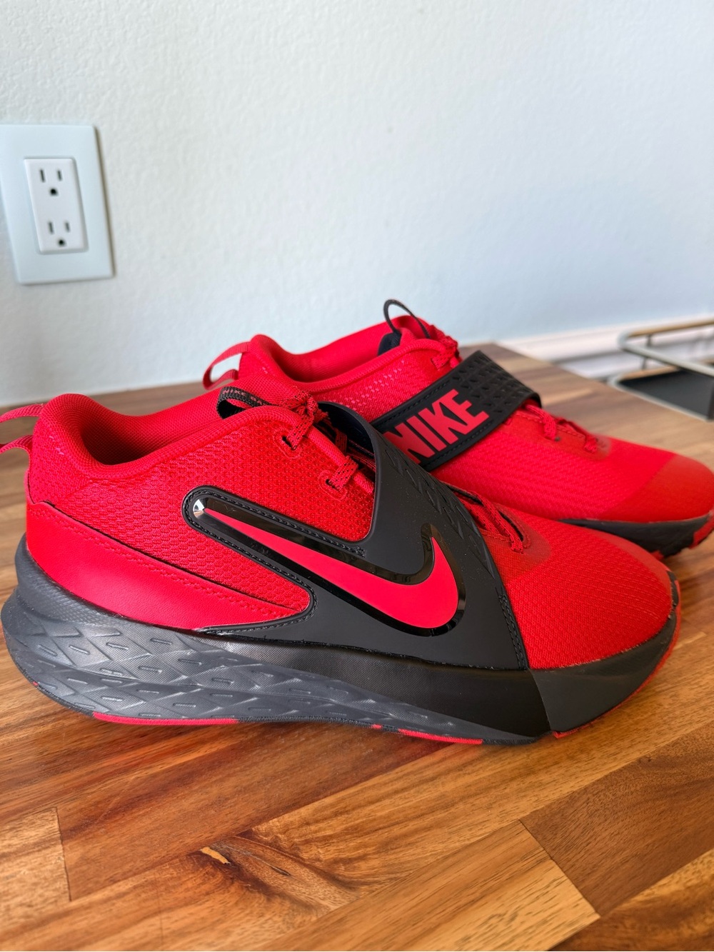 Big Kids 7Y Nike Red and Black Basketball Sneakers with Strap (Never Worn)